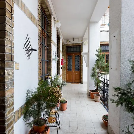 Apartament Piano Castle Hill